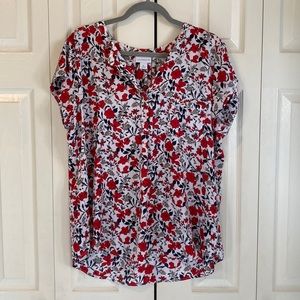 Liz Claiborne shell in white, red & black size XL.